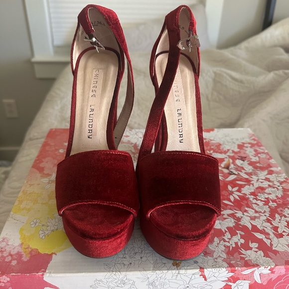 Sherri Hill pageant gown including Chinese Laundry as 6 shoes - Picture 6 of 9